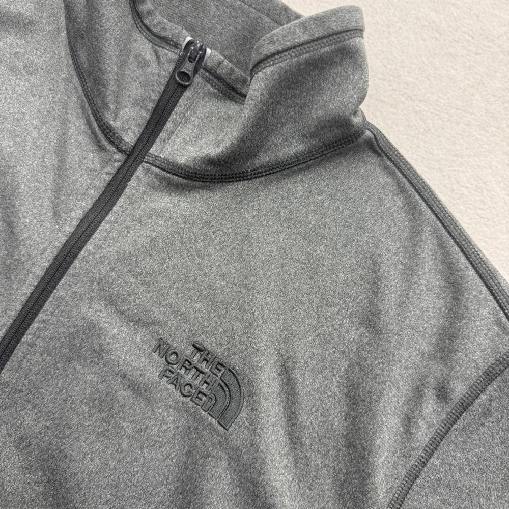 The North Face Quarter 1/4 Zip Pullover Mens M Medium Gray Heathered Active Top